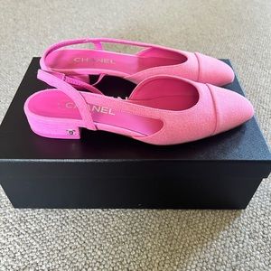Chanel Denim cap toe CC pink neon flat 38.5